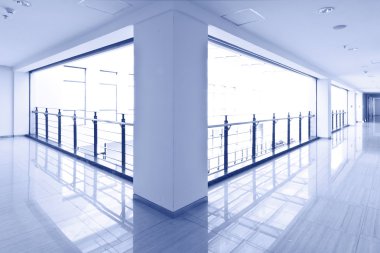 Modern çatı içinde ofis Merkezi