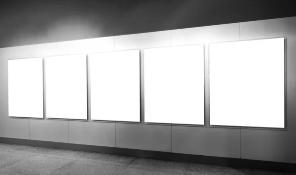 Empty frame in art museum — Stock Photo, Image