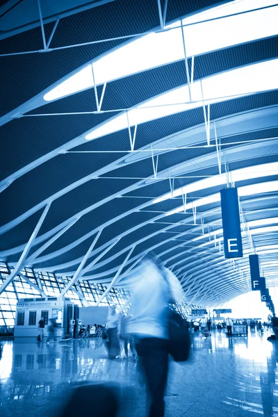 Interior of the modern architectural in shanghai airport. — Stock Photo, Image