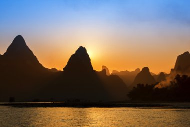 yangshuo guilin, Çin'in günbatımı landscpae