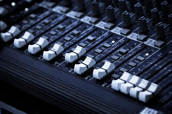 Pannello di controllo del mixer sonoro — Foto Stock