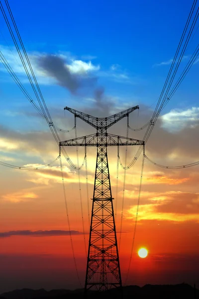 High voltage post.High-voltage tower sky background. — Stock Photo, Image