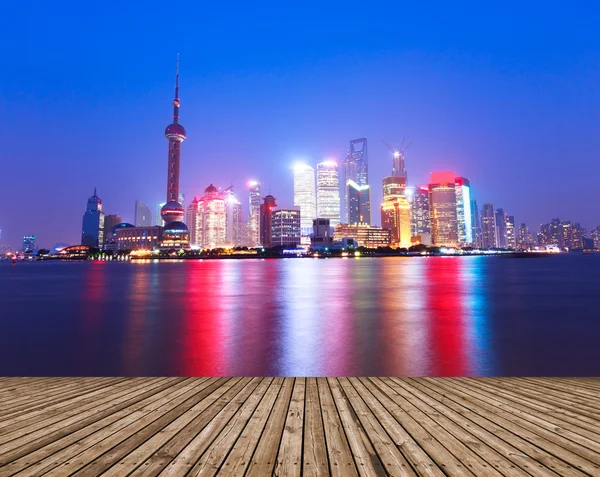 Shanghai, Chiny, bund i rzeki huangpu. — Zdjęcie stockowe