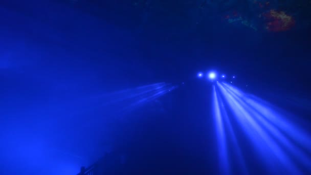 矢量舞台聚光灯与激光射线 — 图库视频影像