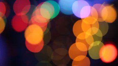 Rengin parlak ışıkları selam dur