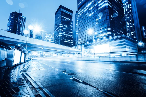 Traffic with blur light through city at night — Stock Photo, Image