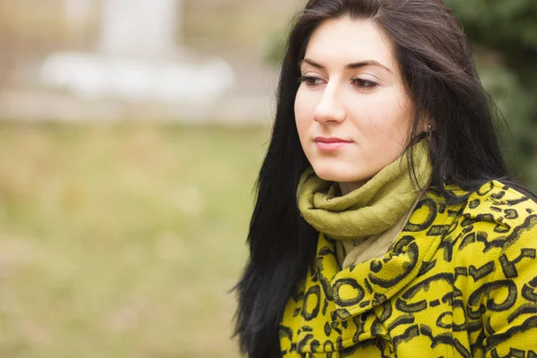 Outdoor portrait of young pretty beautiful woman — Stock Photo, Image