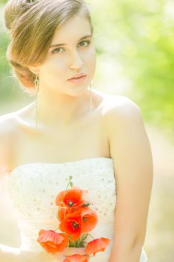 güzel gelin açık havada - yumuşak odak