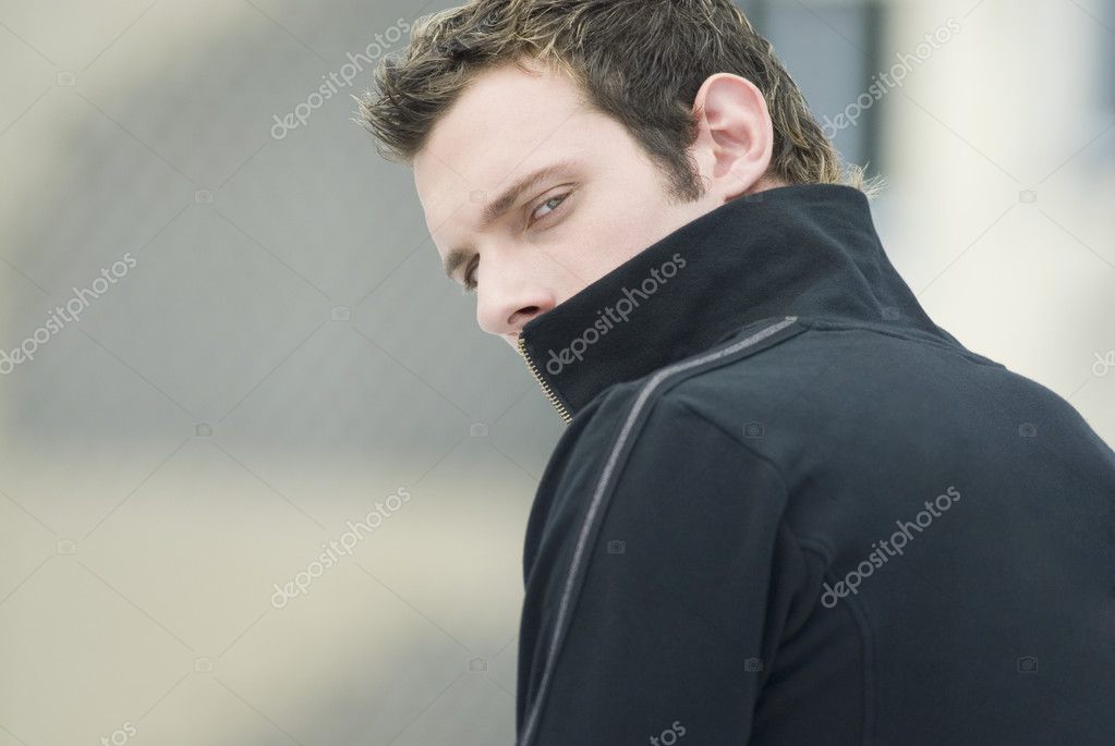 толстовки через плечо фото