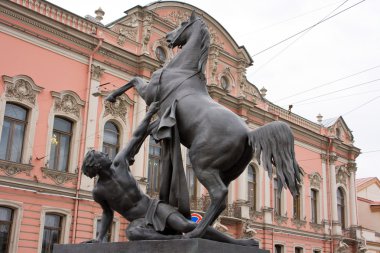 st. Petersburg köprüler