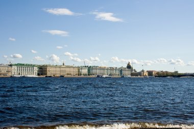 neva Nehri çıkabilir. Görünüm şehir st. petersburg. Rusya.