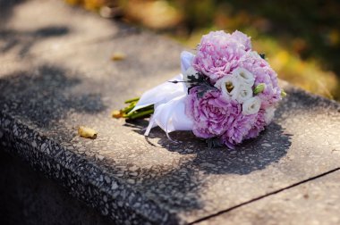 peonies aranjman çiçek