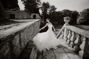 açık havada çok güzel gelin