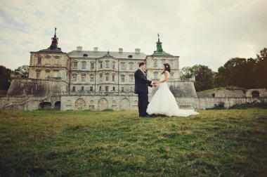 Düğün, damat ve gelin elele