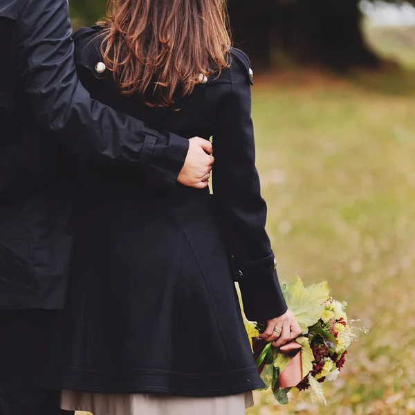 Boyfriend bonding his lovely girl — Stock Photo, Image