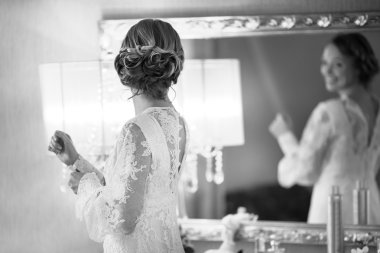 Gelin hazırlanıyor..