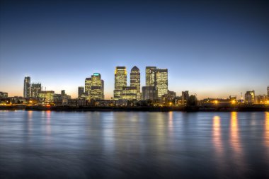 Canary Wharf alacakaranlık Hdr