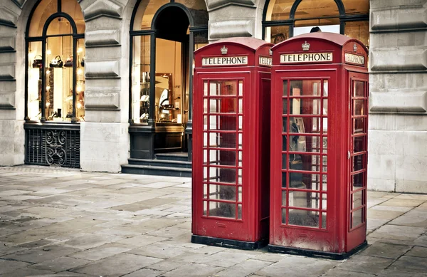 Telephone boxes in London — Stock Photo, Image