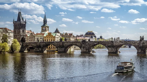 Praga, Puente de Carlos (Karluv Most ) — Foto de Stock