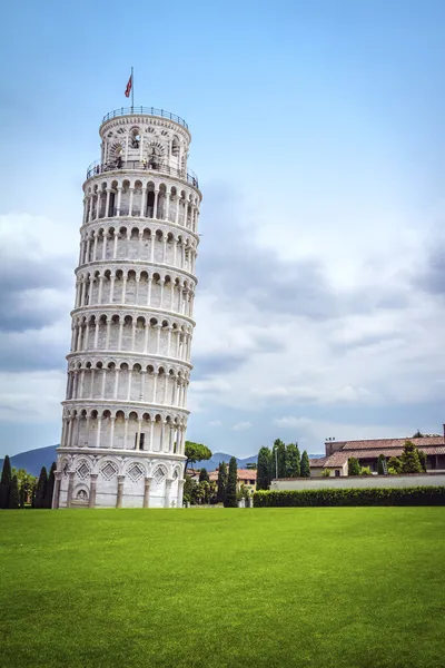 Lutande tornet i Pisa, Italien Stockbild