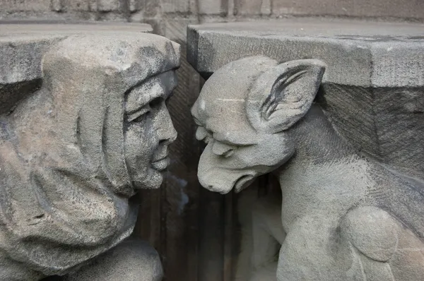 Suçluluk, utanç, keder. saint pierre, Caen (basse-normandie, Fransa) .church