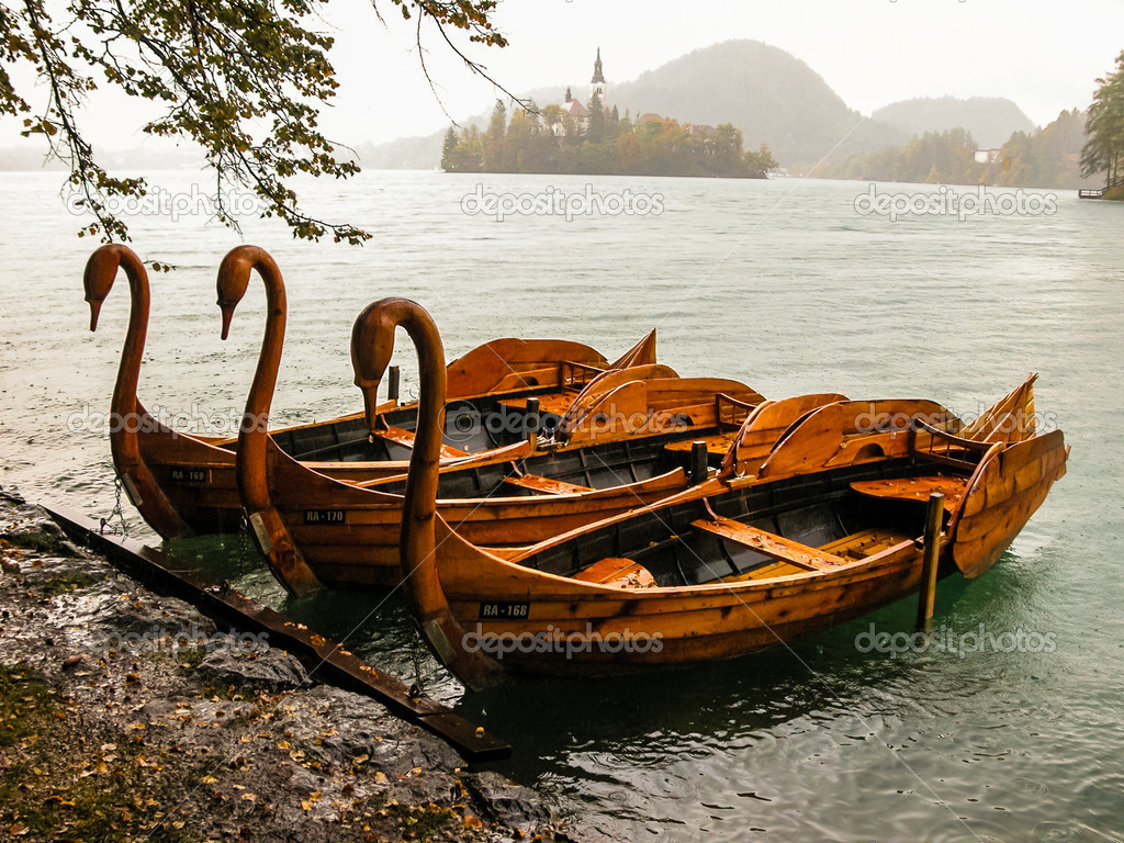 Bled swan boats