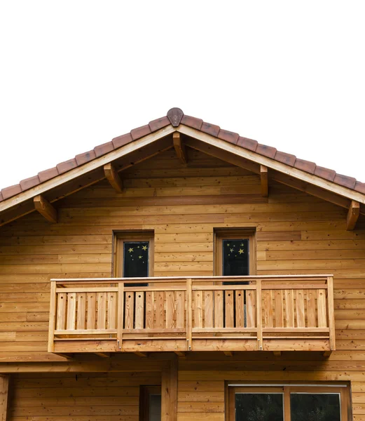 Typische alpine houten huis — Stockfoto