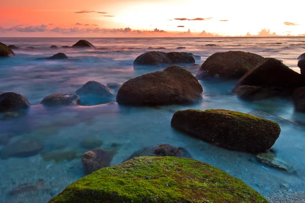 Tramonto colorato di Nai Harn Beach — Foto Stock