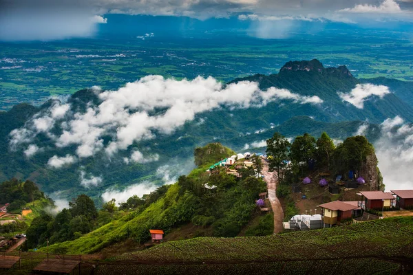 Nubes Niebla Cubren Los Picos Las Montañas Selvas Tropicales Tailandia — Foto de Stock