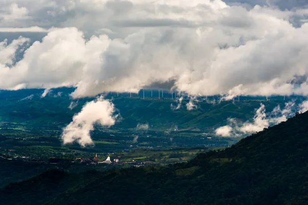 Paisagem Montanha Com Névoa Manhã Aldeia Phu Tub Berk Tailândia — Fotografia de Stock