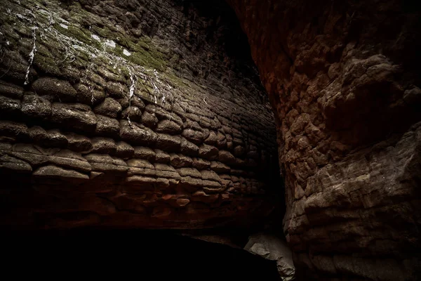 Yılan Pullarına Benzeyen Büyük Taşlar Burası Naka Mağarası Bueng Kan — Stok fotoğraf
