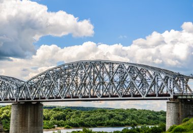 Demiryolu Köprüsü