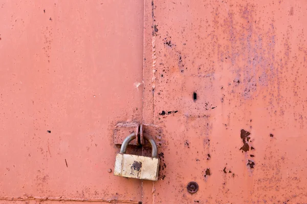 A fechadura no portão — Fotografia de Stock