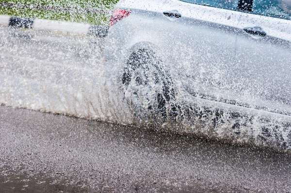 Spray från bilen — Stockfoto