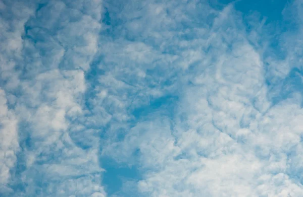 Cielo con nuvole — Foto Stock