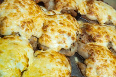 Mayonez ve peynirli fırında