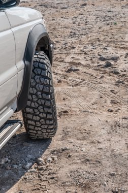 tekerlek bir SUV