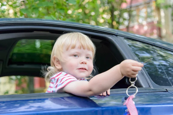 Child in car — Stock Photo, Image