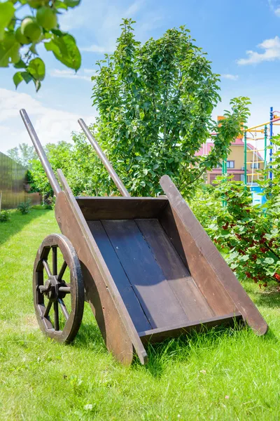 Oude houten wagon — Stockfoto