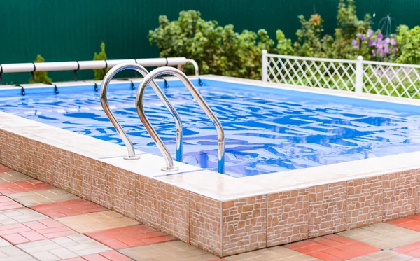 Staircase to the pool — Stock Photo, Image