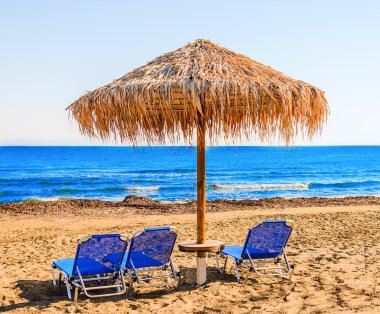 plaj şemsiyeleri Kıbrıs