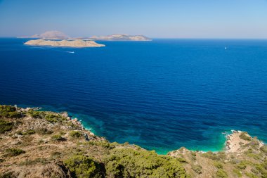 Ege Denizi'nin kıyısında