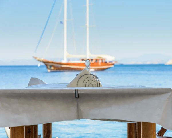 Vista al mar desde la cafetería —  Fotos de Stock