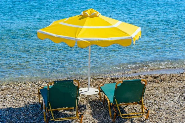 Beach Kypr deštníky — Stock fotografie