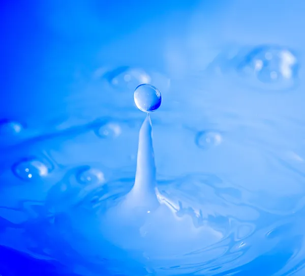 Frozen liquid droplet — Stock Photo, Image