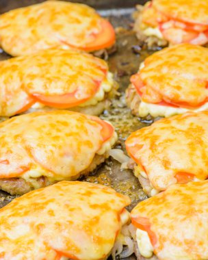 Mayonez ve peynirli fırında