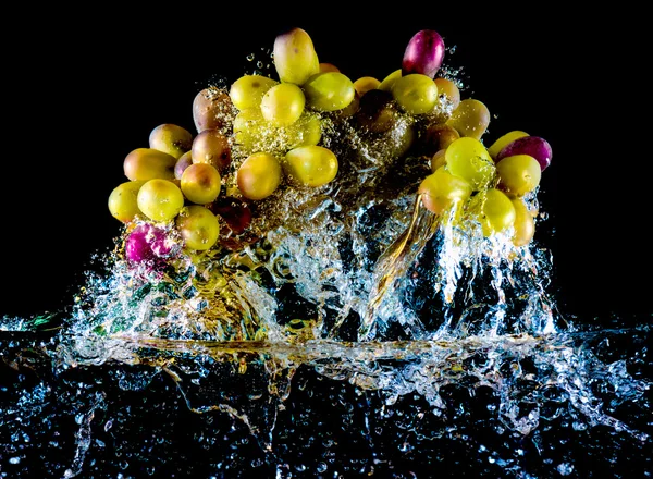 Abstract grapes in water — Stock Photo, Image