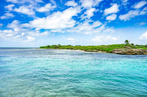 Pequeña Isla Deshabitada Catalinita Mar Caribe Cerca República Dominicana —  Fotos de Stock