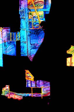 Büyük iskele vinçleri, derin deniz gemilerinin boşaltılması için hazırlandı. Sanatsal ilüstrasyon antika, model, minyatür.