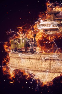 Polonya 'da gün batımına karşı buharlı trenle göl ve dağların üzerinden geçen bir viyadük.